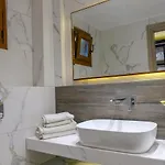Otel Country 3*