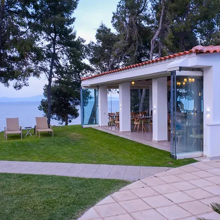 Ξενοδοχείο Country 3*