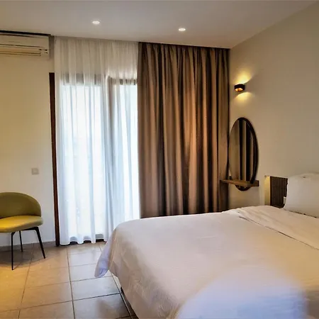 Country Ξενοδοχείο 3*