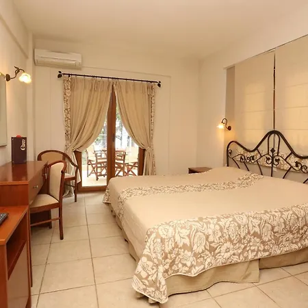 Ξενοδοχείο Country 3*